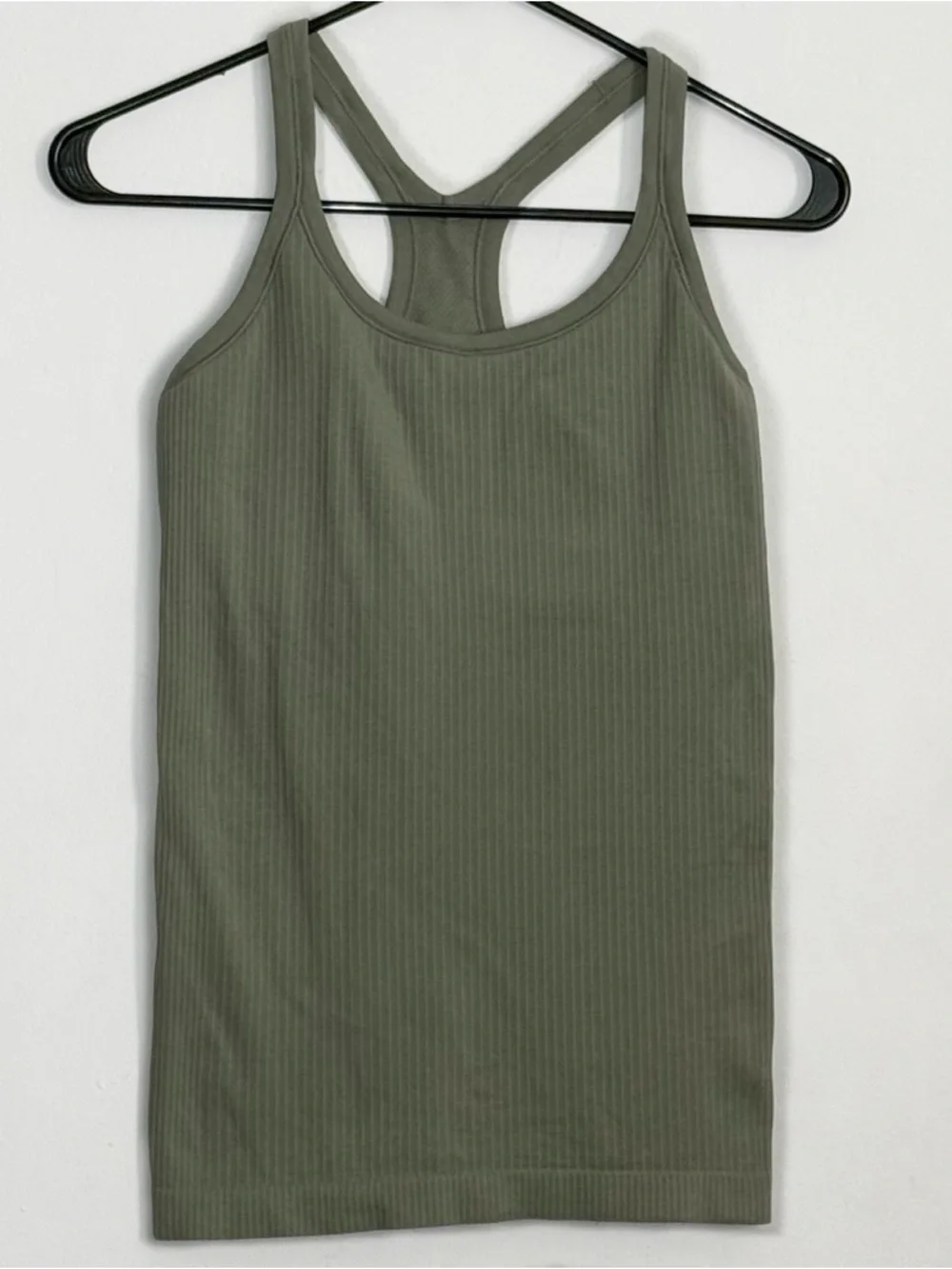 Lululemon Ebb to Street Racerback Tank Top Light Support Willow Leaf Green sz 6 - Picture 2 of 5